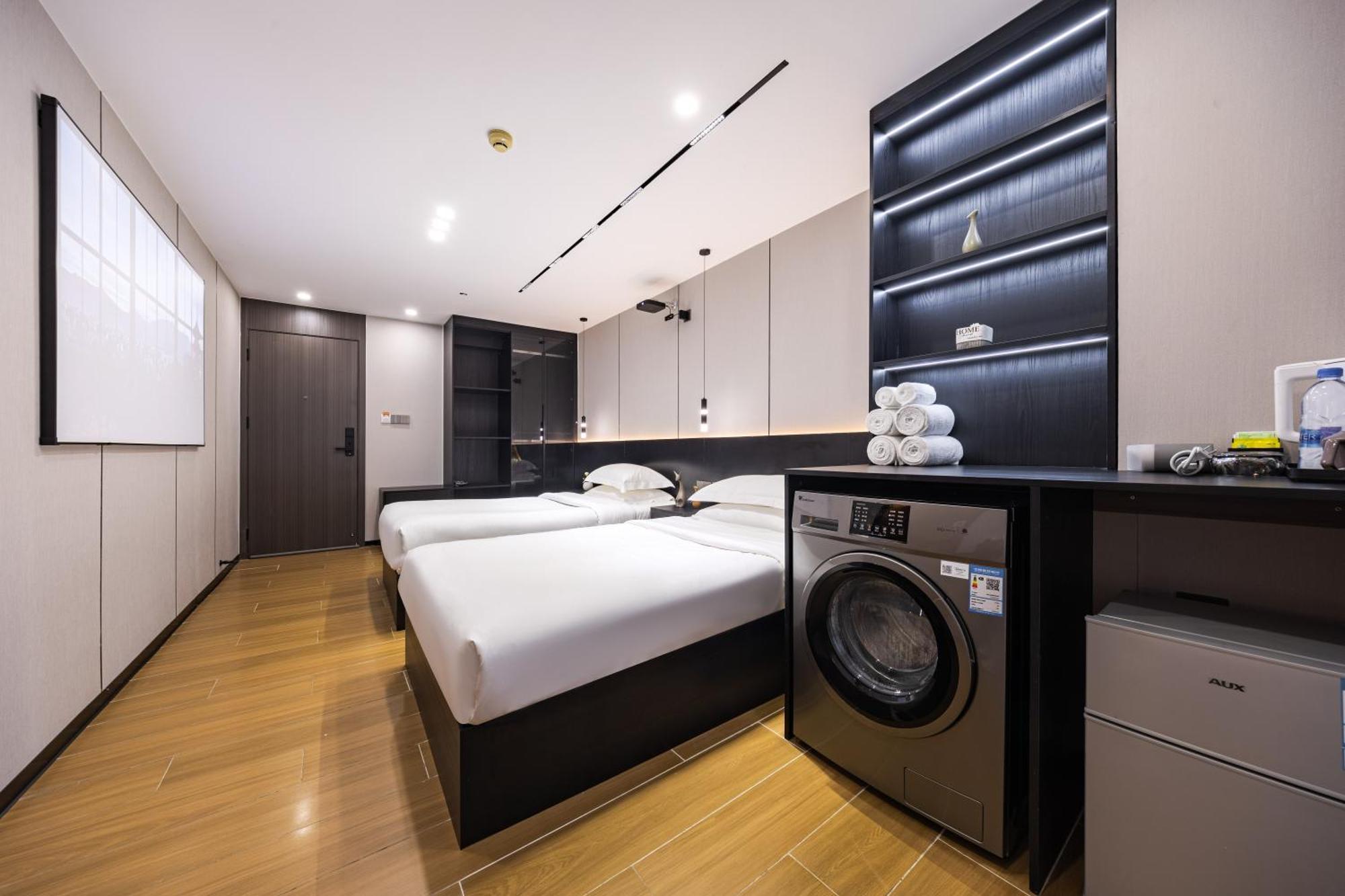 Yu Manju High-Floor Huge-Screen Audiovisual Hotel-Guangzhou Tower Zhujiang New Town Sports West Road Branch Ngoại thất bức ảnh