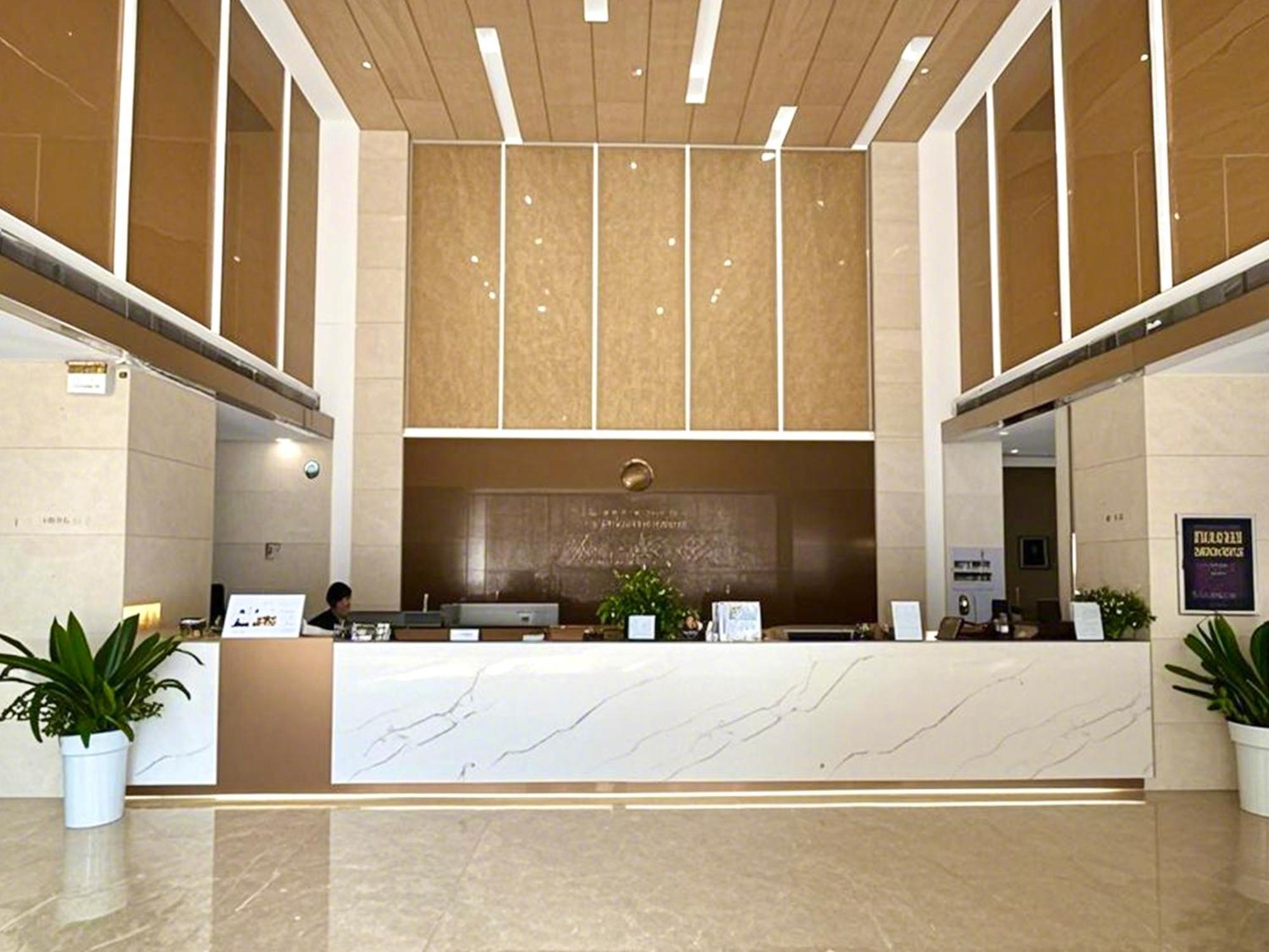 Yu Manju High-Floor Huge-Screen Audiovisual Hotel-Guangzhou Tower Zhujiang New Town Sports West Road Branch Ngoại thất bức ảnh